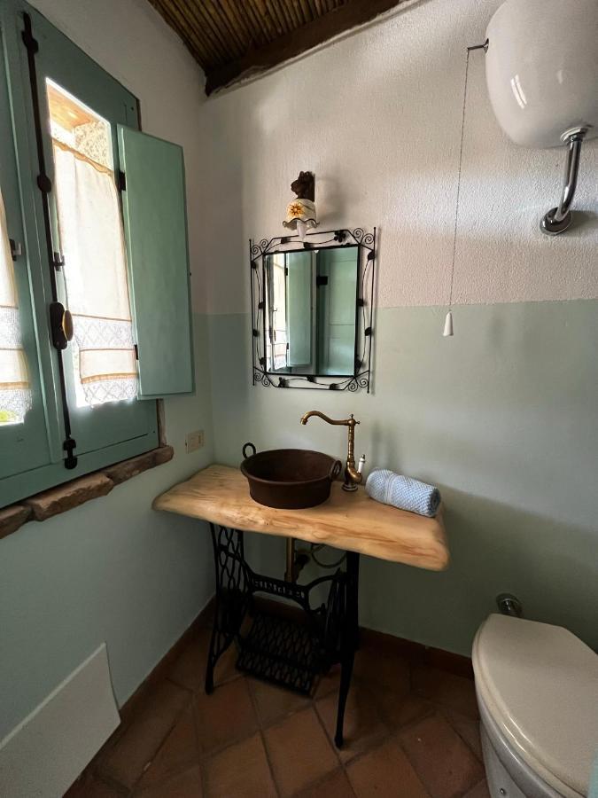 Graziosa Stanza Campidanese Su Terzu Guest House Oristano Luaran gambar
