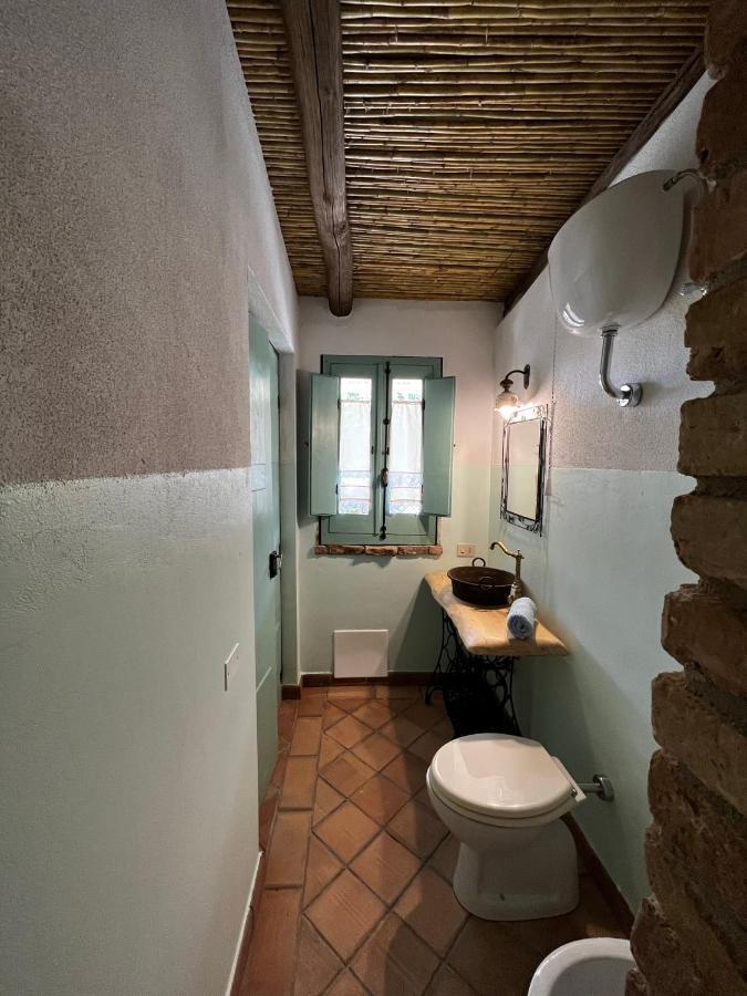 Graziosa Stanza Campidanese Su Terzu Guest House Oristano Luaran gambar