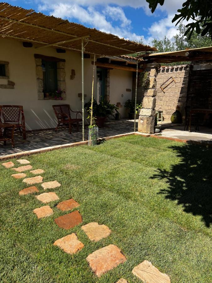Graziosa Stanza Campidanese Su Terzu Guest House Oristano Luaran gambar